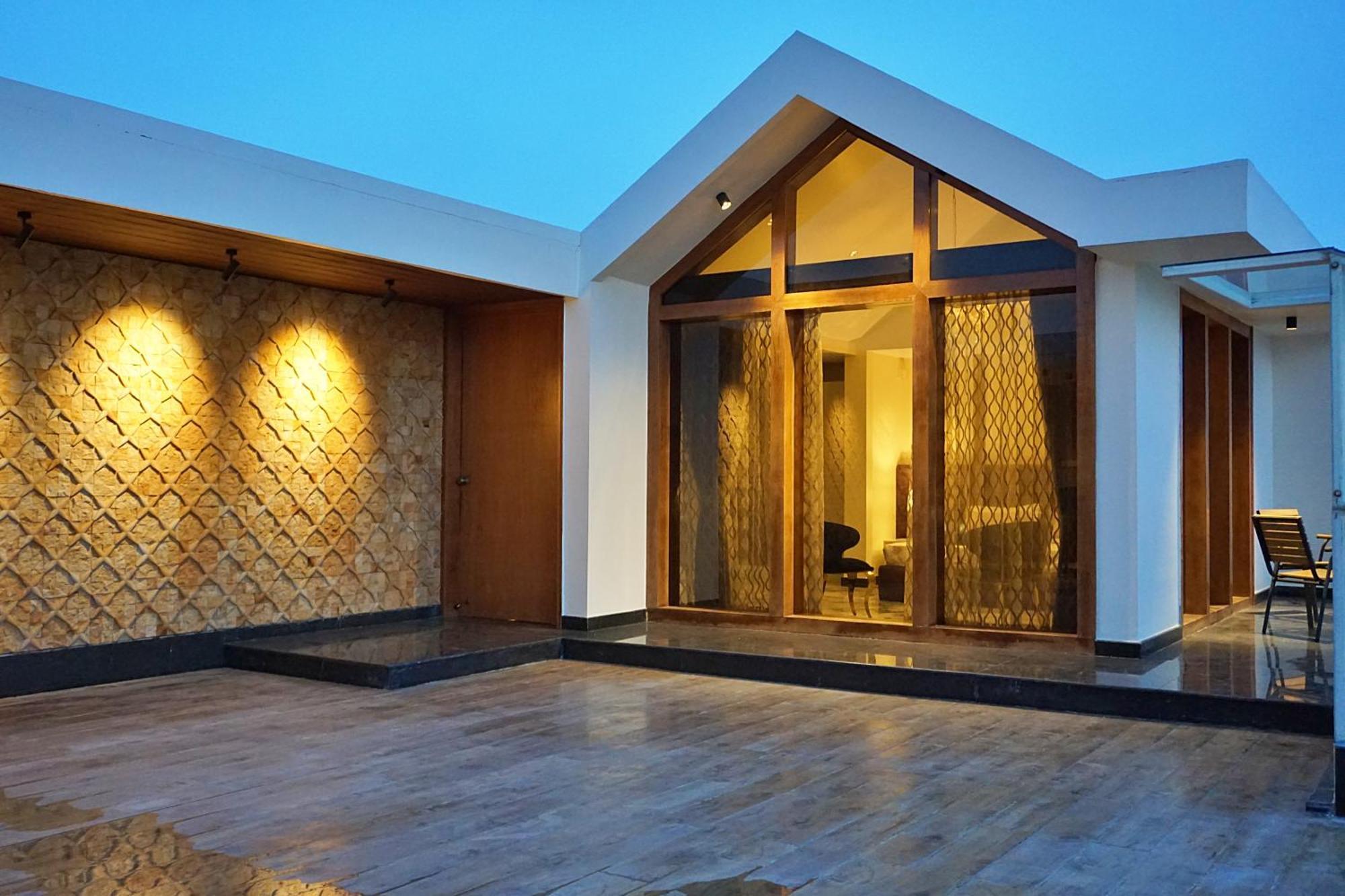 Ferienwohnung The Pentouz On 100 Feet Road Indiranagar - An Urban Luxury Retreat Bangalore Exterior foto
